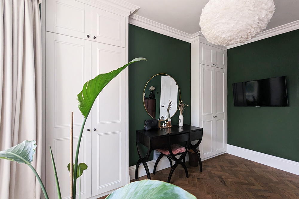 Fitted Bedroom alcove wardrobes