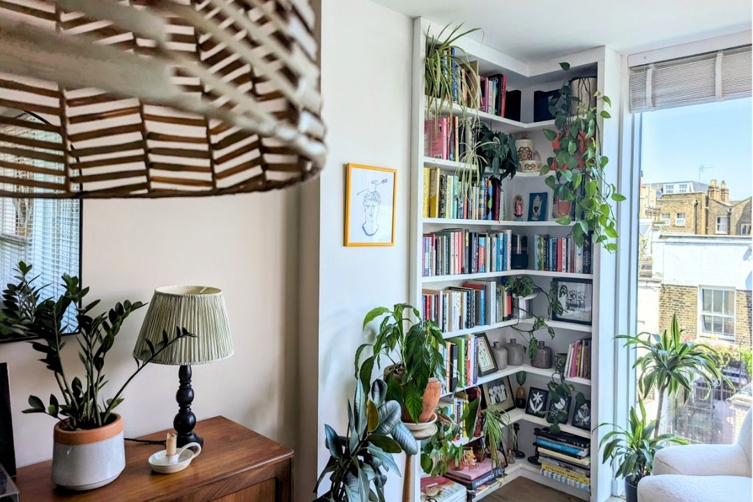 Built in alcove bookshelf