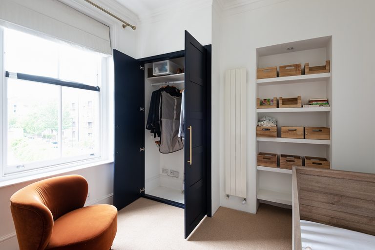 Bespoke alcove wardrobe