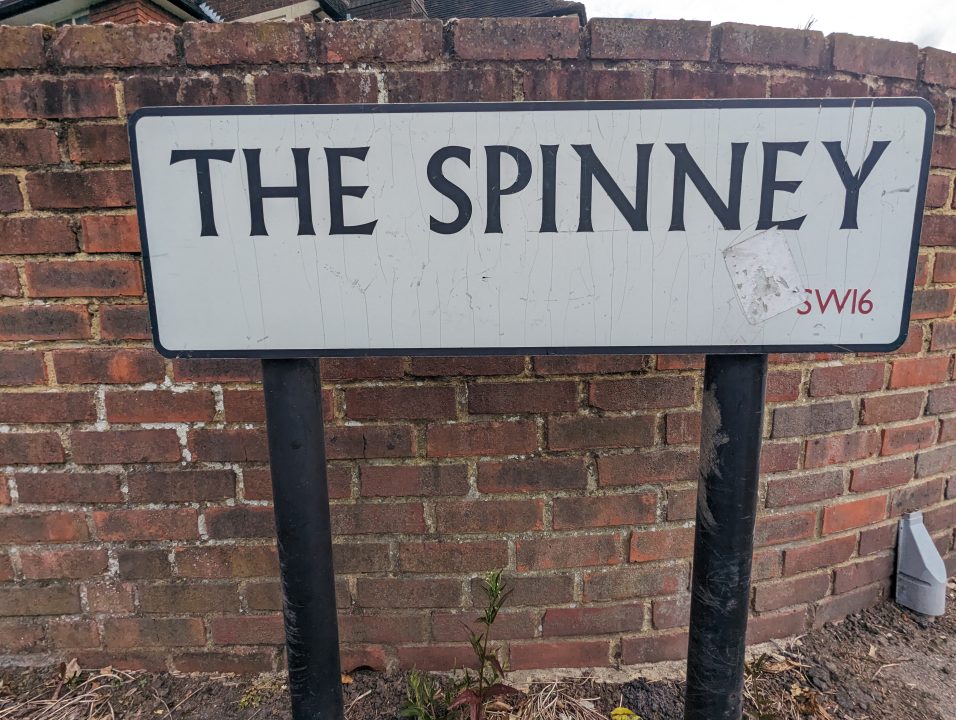 A street name called Spinney in SW16