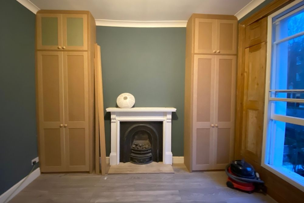 Alcove wardrobes made with MDF