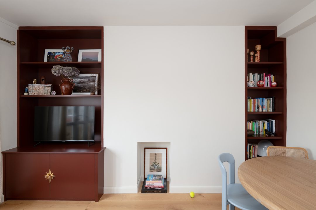 Floor to ceiling alcove cupboard and shelving unit