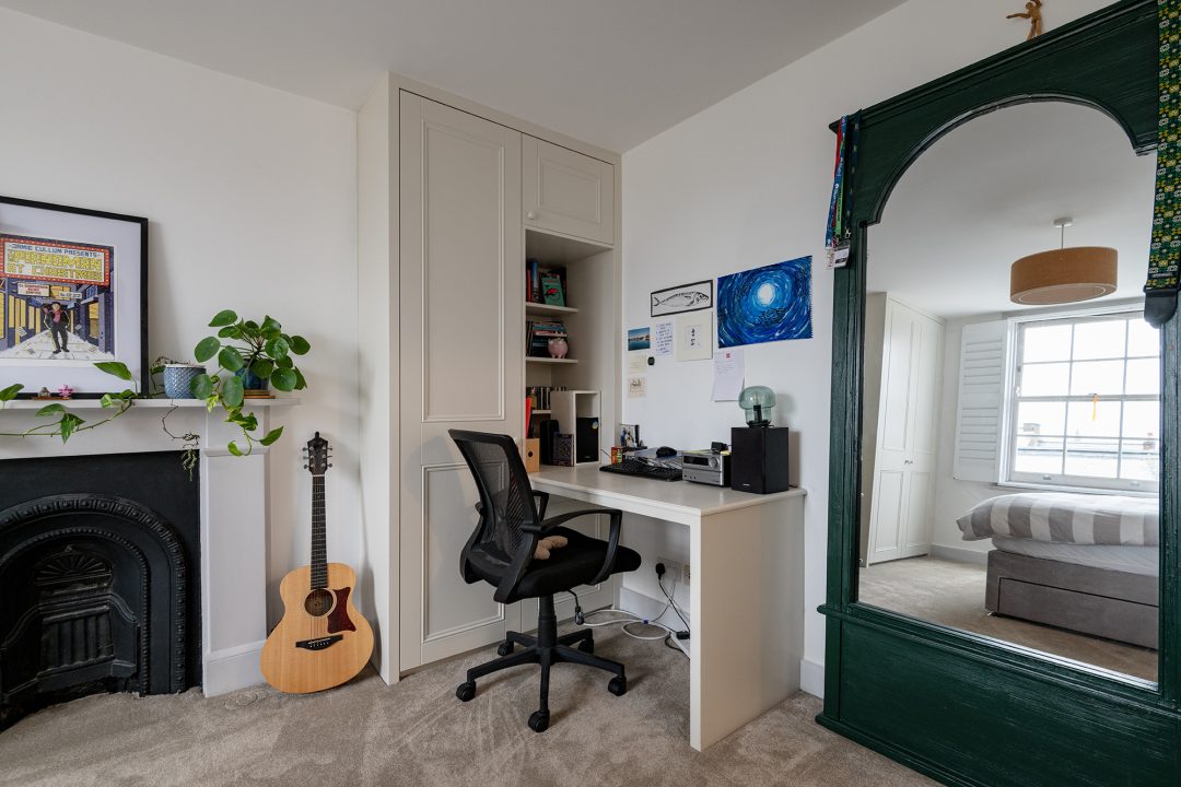 Fitted alcove wardrobe with desk in shaker style