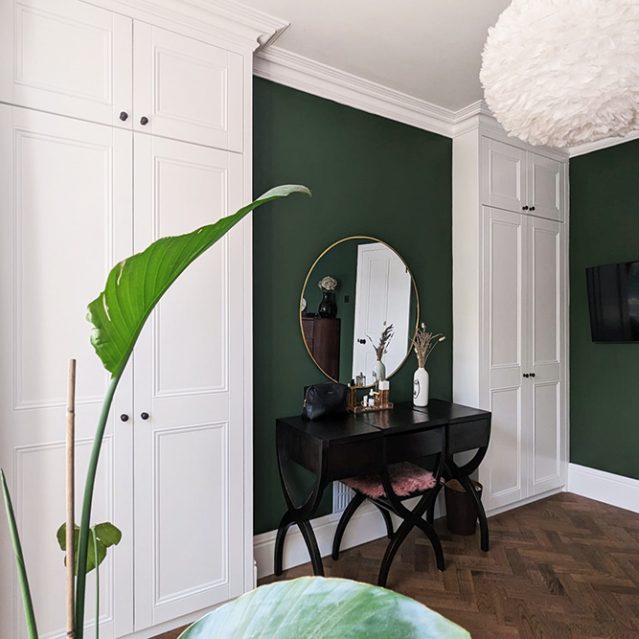 Fitted Bedroom alcove wardrobes